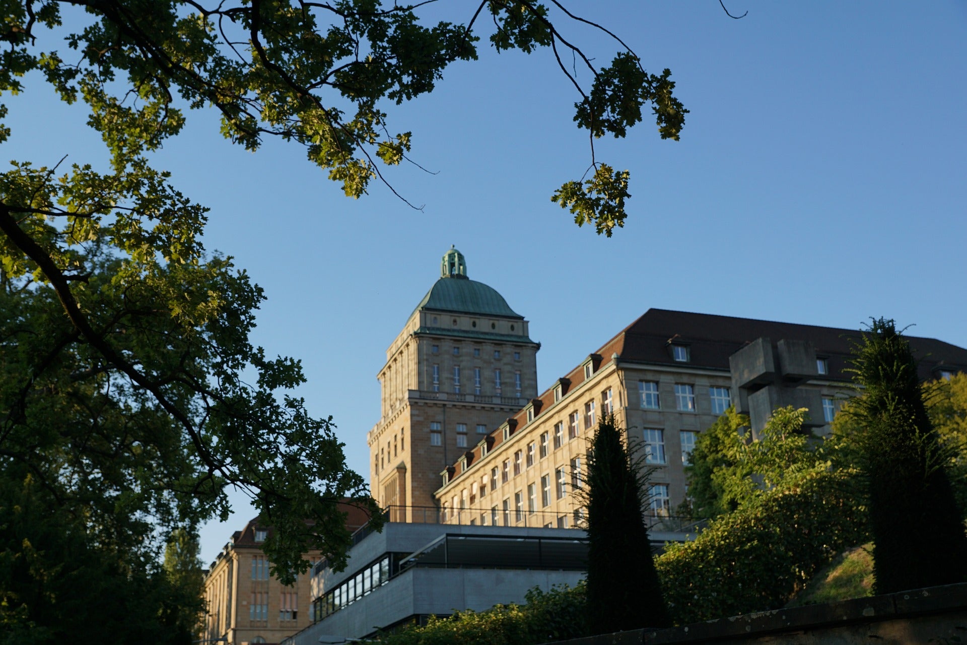 Kooperation mit der Universität Zürich